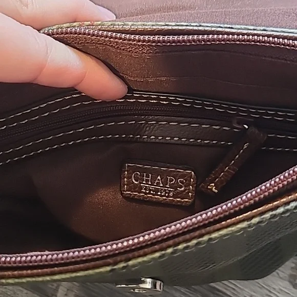 Chaps Green Plaid Purse or wristlet - Picture 3 of 6